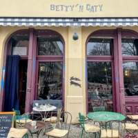Les Berlinettes – Au Betty'n Caty