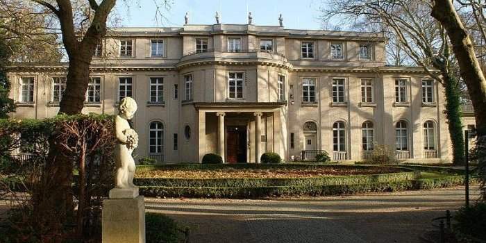 Visite culturelle : Haus der Wannsee-Konferenz